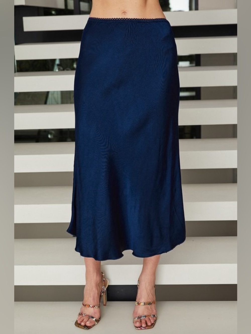 (9298/235110-NAVY) SOLID ELASTIC LACE TRIM WAIST SILKY VISCOSE MAXI SKIRT